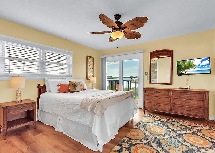 Bayview 101 * Clearwater Beach